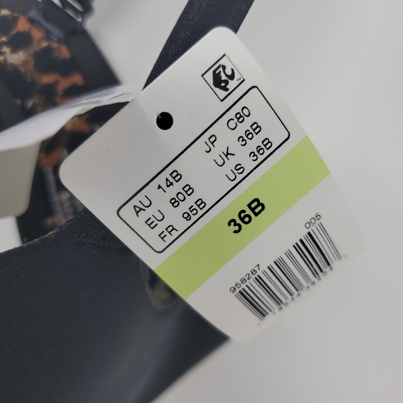 B'tempt'd black 36B pushup bra leopard inner - Picture 3 of 4